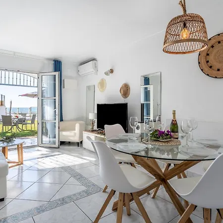 Sea Front House Macarena C *